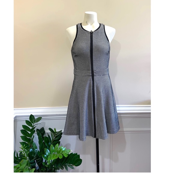 club monaco textured mini dress Club Monaco White Textured Strapless Structure Mini Dress - Size 2